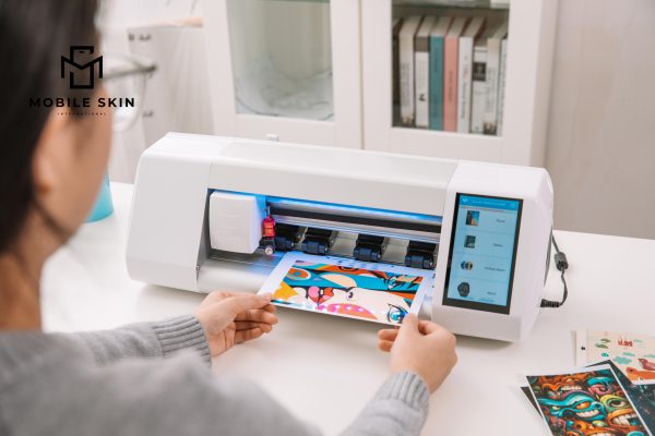 ماكينة تقطيع اسكرينات الموبايل - CS310