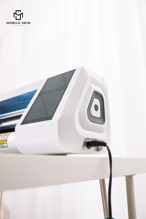 ماكينة تقطيع اسكرينات الموبايل - CS310
